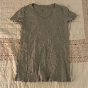 Gray t shirt